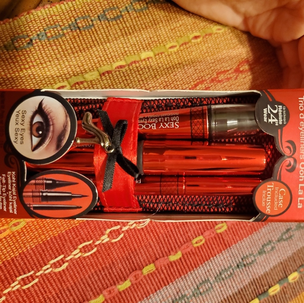 Physicians formula sexy eyeliner trio new